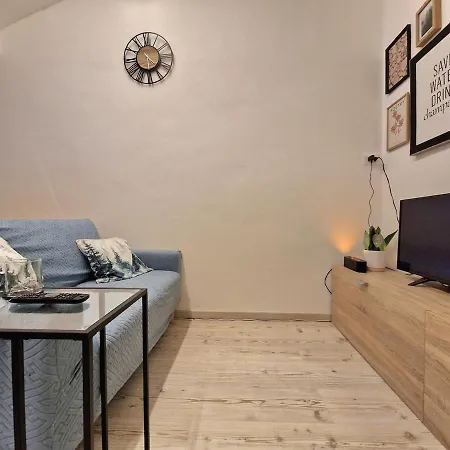 White Paradise - In Centro Ad