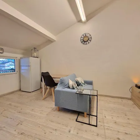 White Paradise - In Centro Ad Appartement